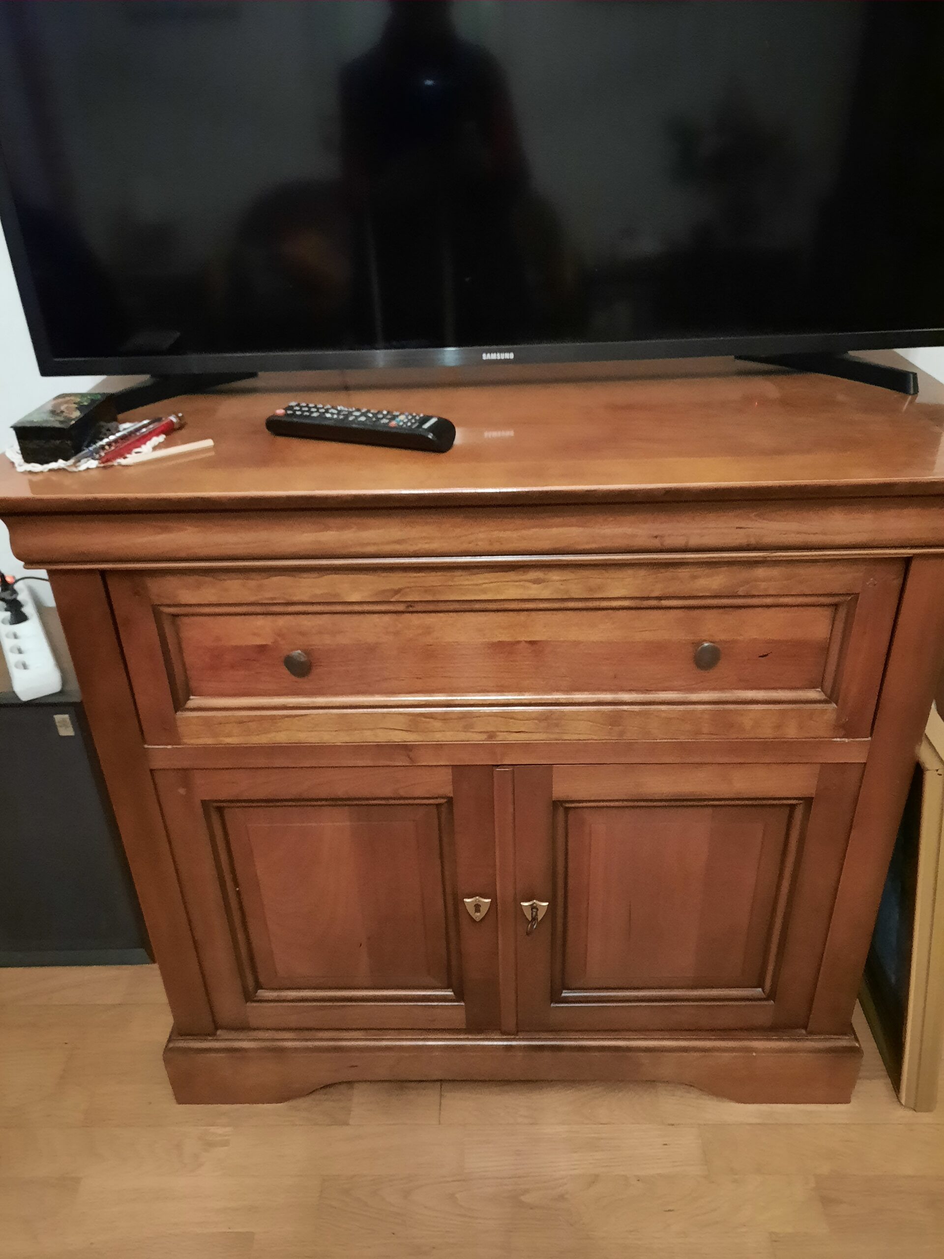 Meuble TV plateau tournant