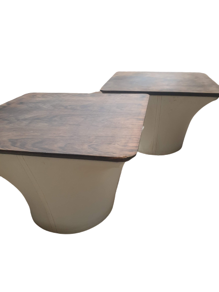 2 tables basses en Palissandre dans l'esprit Paulin