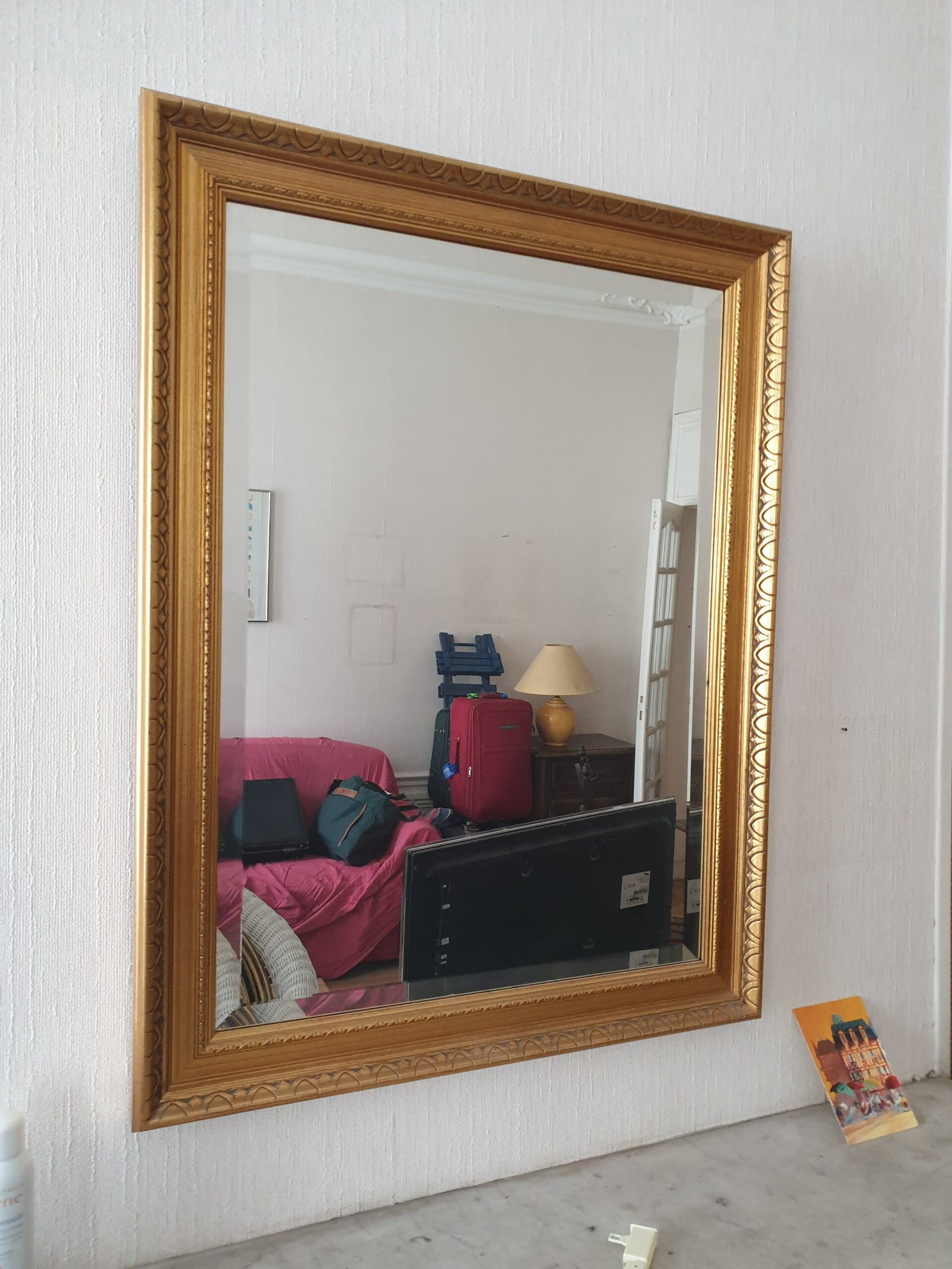 Miroir mural doré en bois sculpté – Image 2