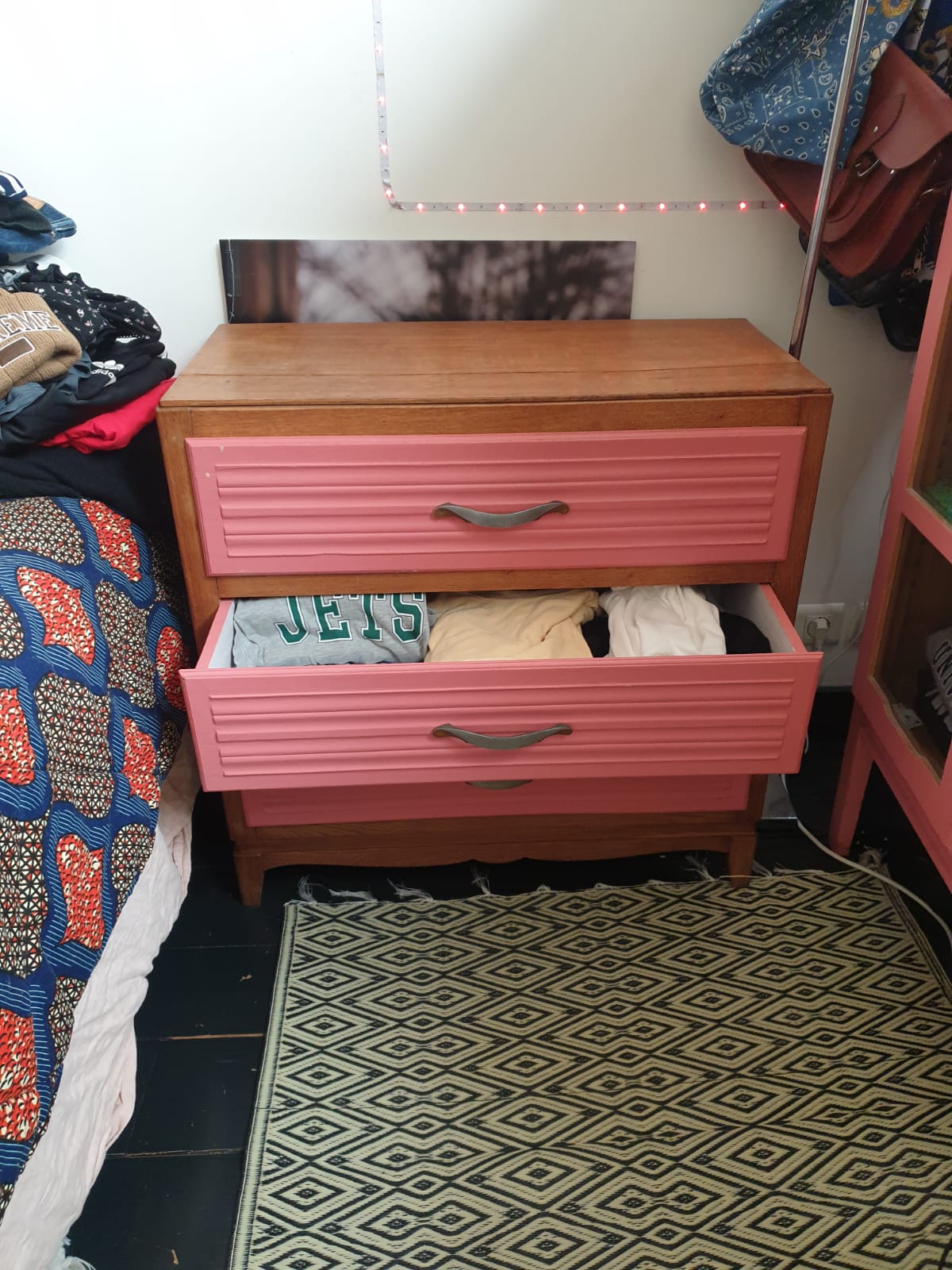 Commode 3 tiroirs Rose (à relooker ?) – Image 3