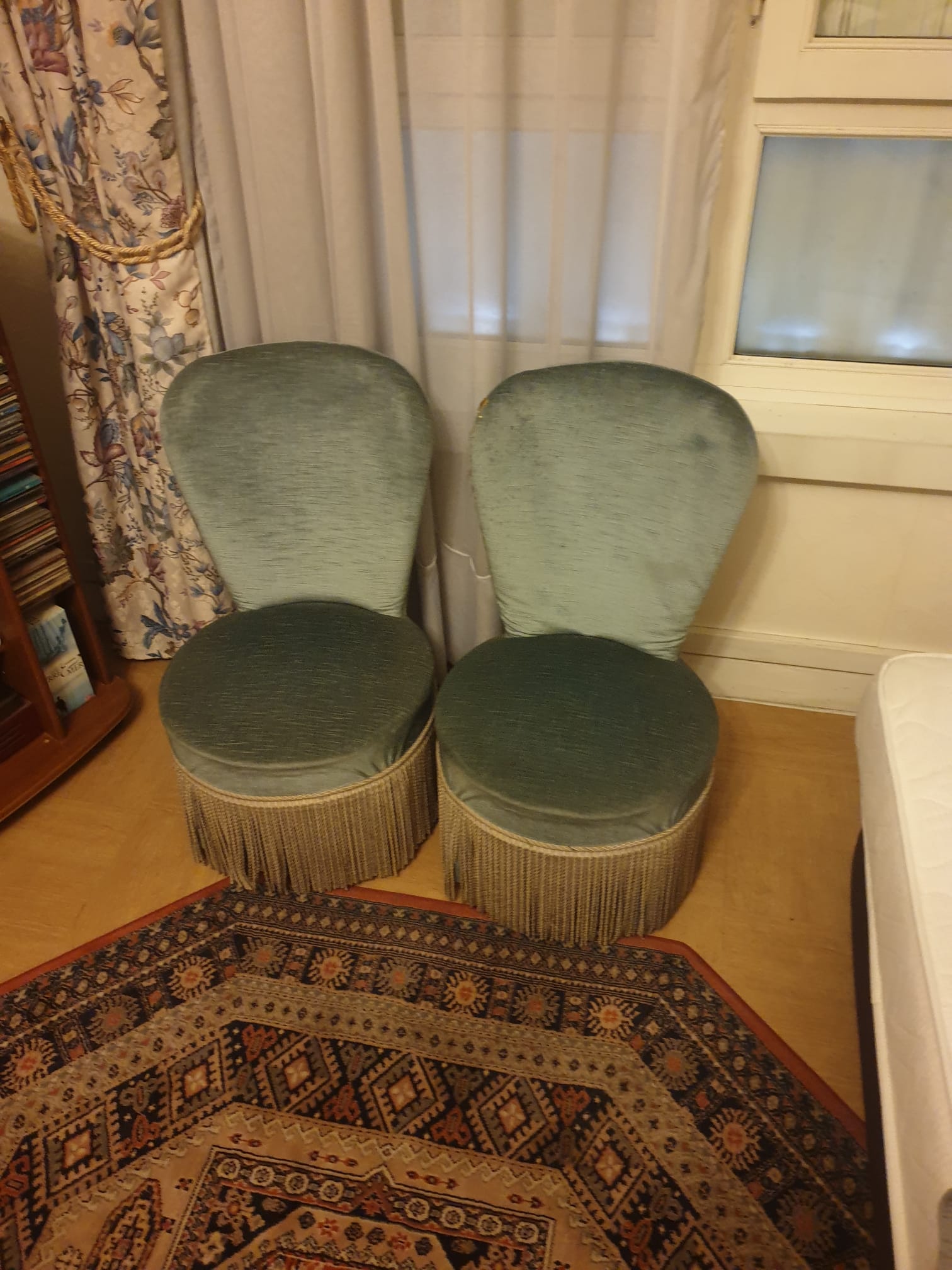 Paire de Crapauds / Chauffeuses velours – Image 2