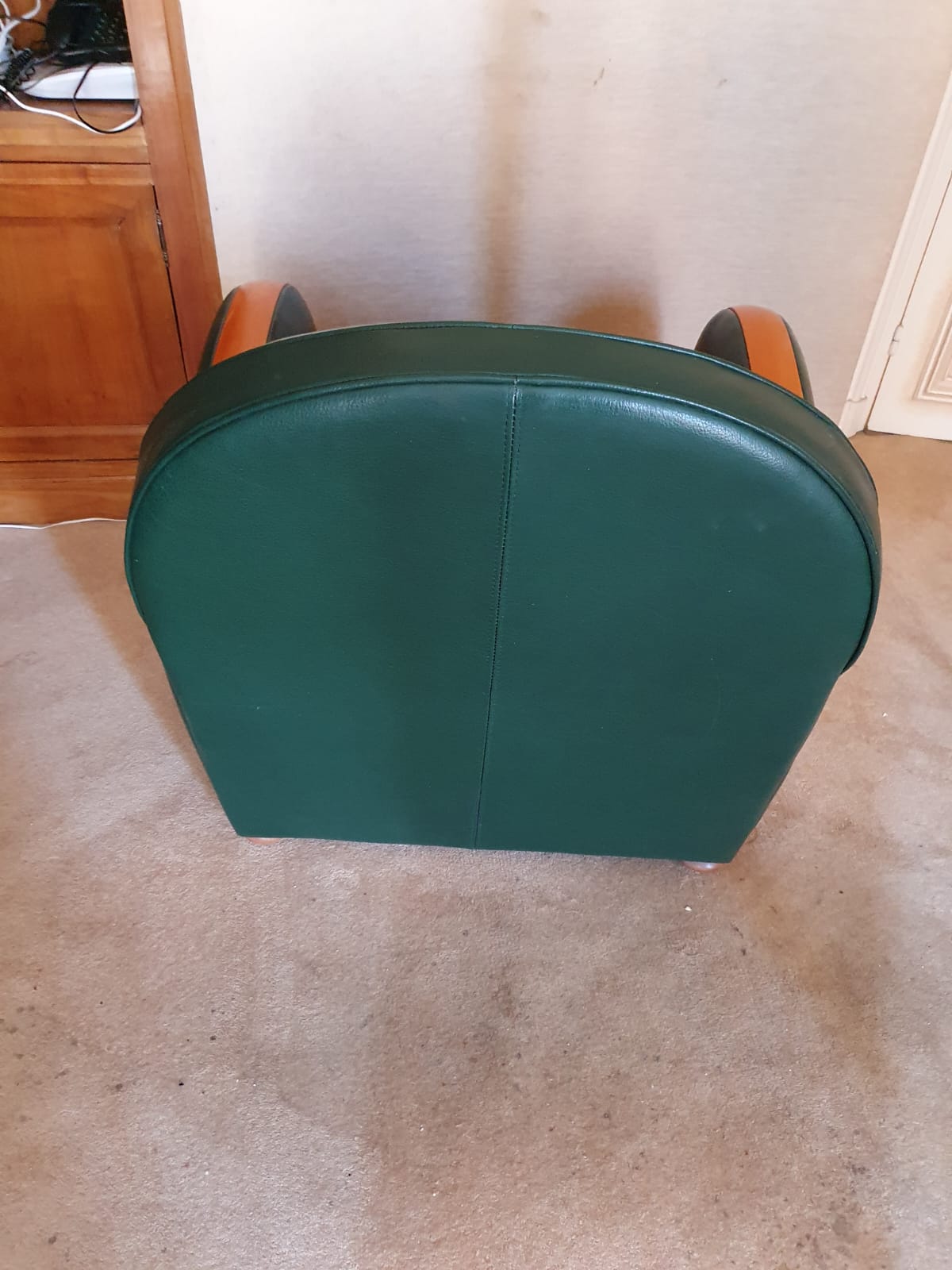 Paire de Fauteuil Anglais cuir vert et bois – Image 5