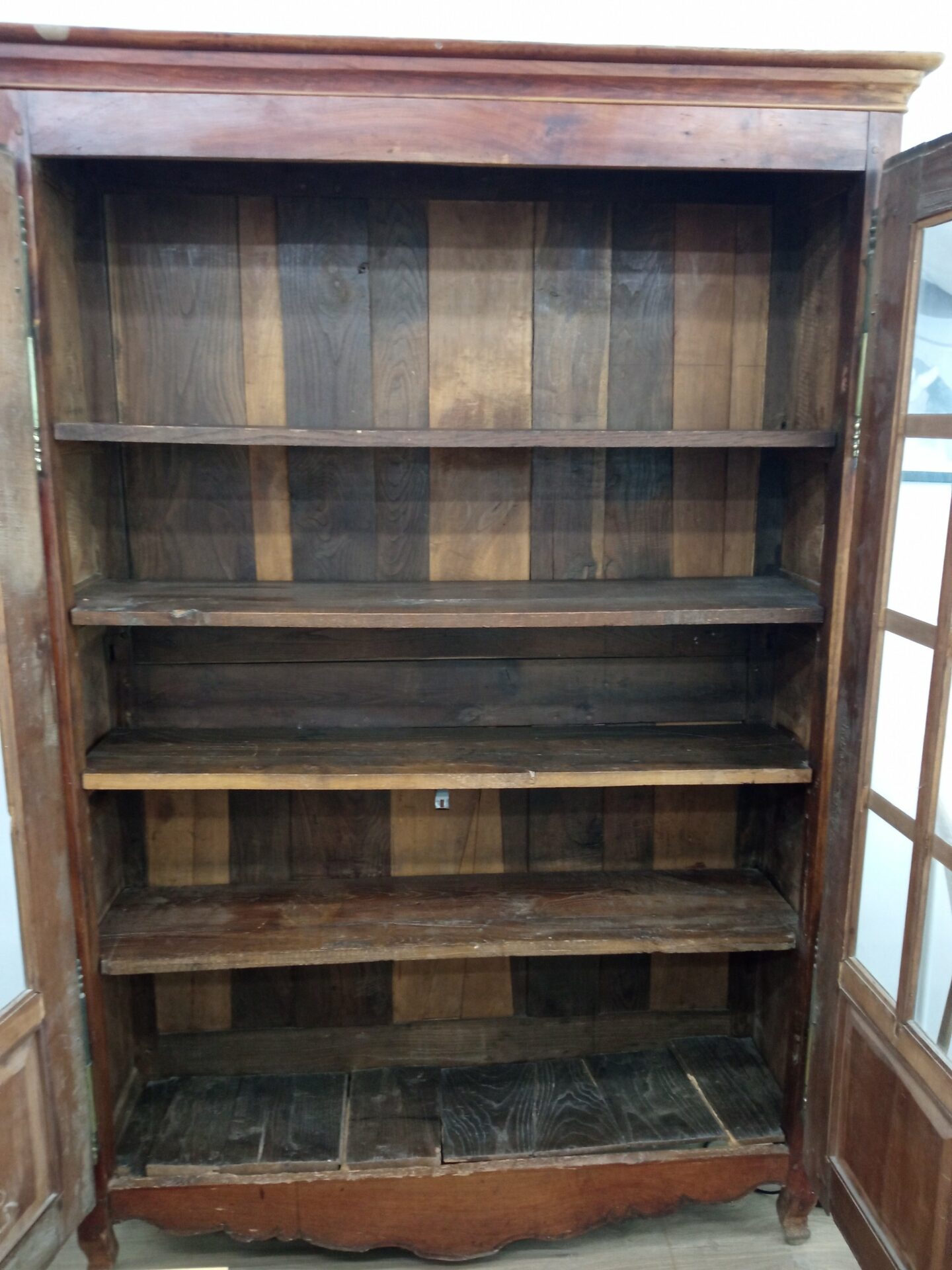 Armoire vitrine ancienne en bois