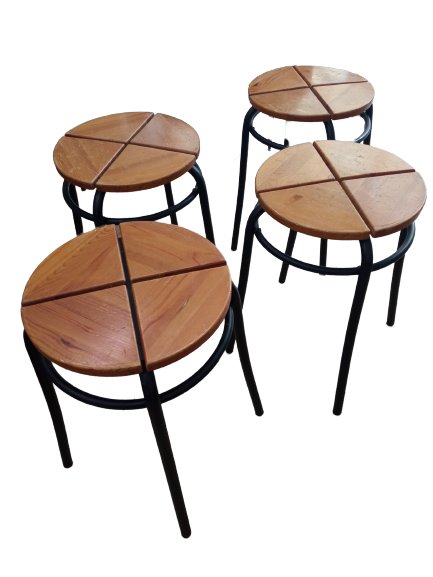 Lot de quatre tabourets bois et métal