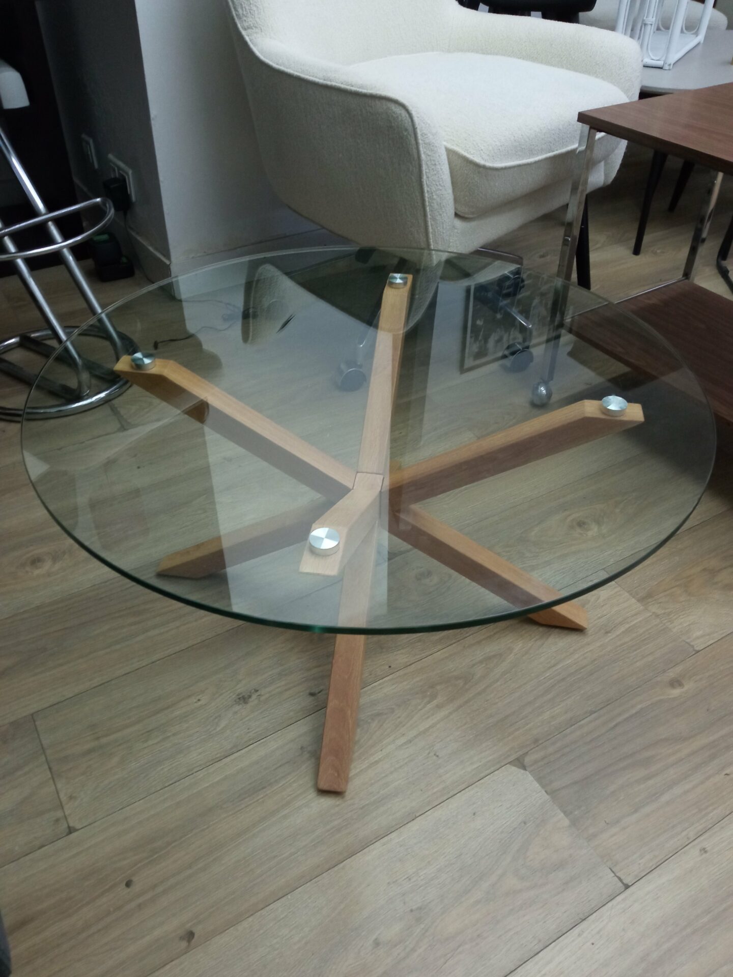 Table basse ronde en verre Areno – Image 3
