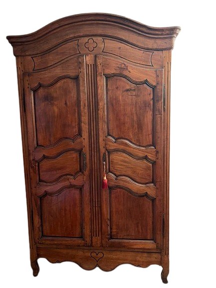 Armoire ancienne en bois
