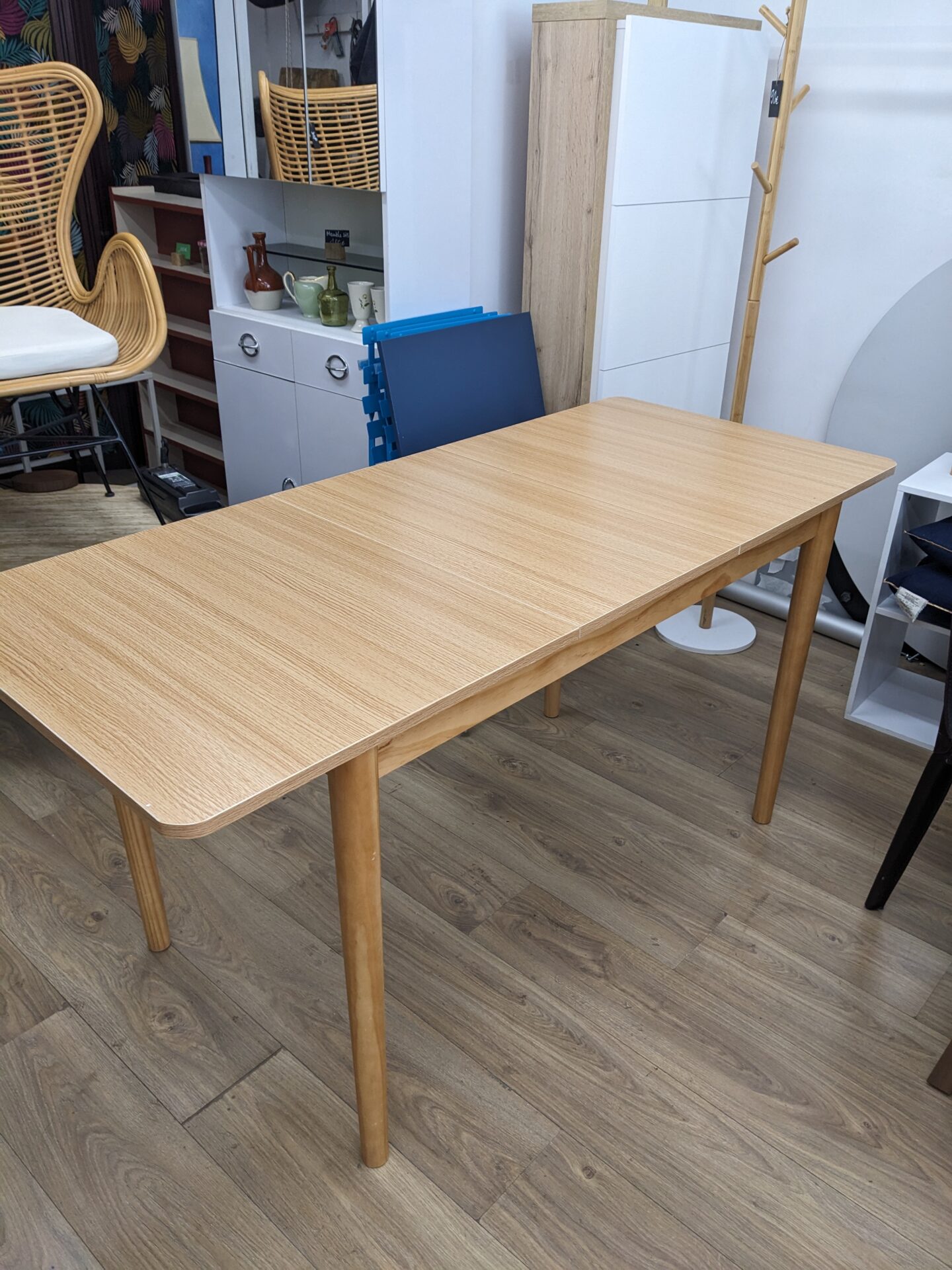 Table de repas extensible 4 à 6 places – Image 4