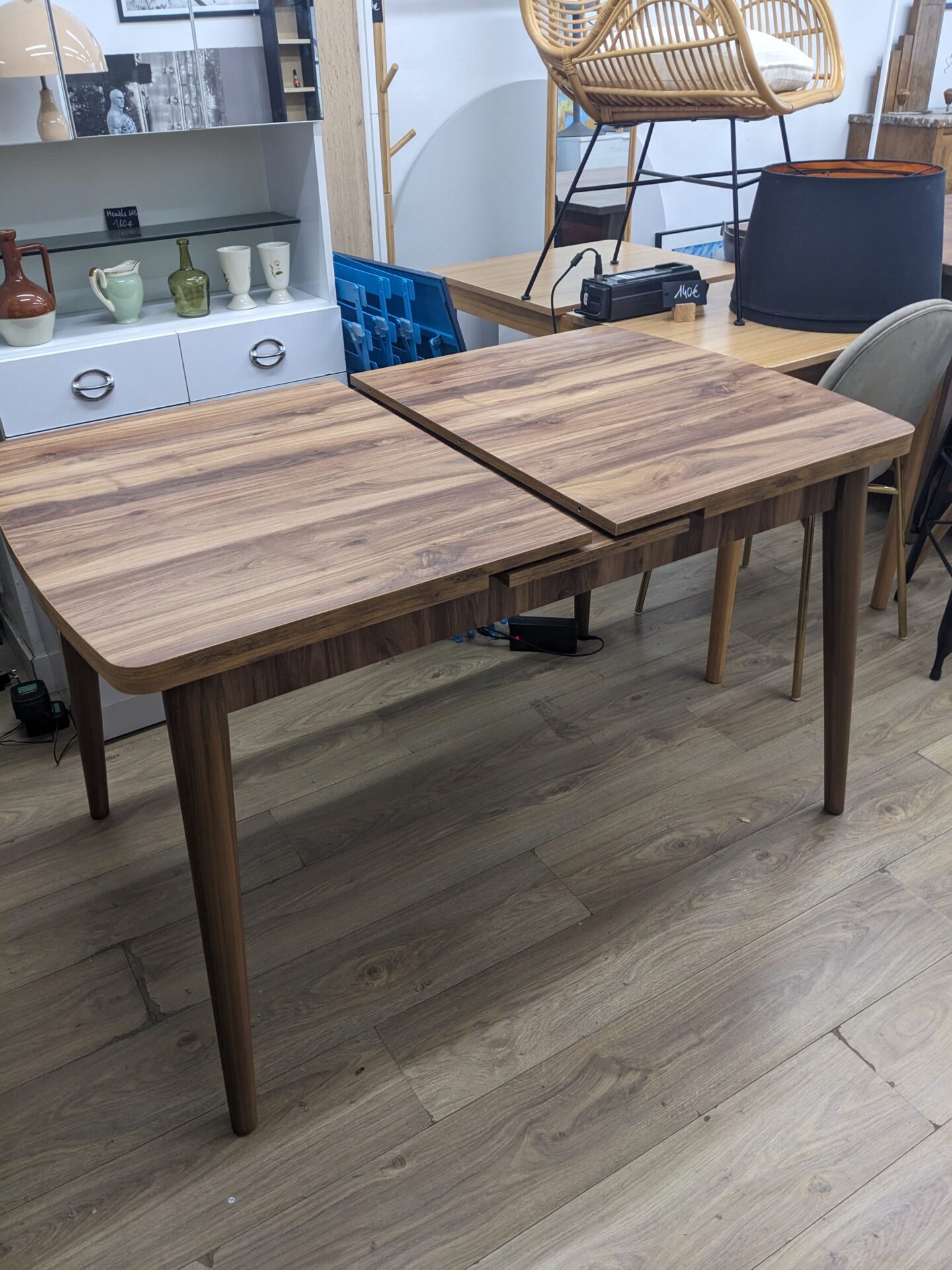 Table à manger extensible 130 - 160 cm style scandinave – Image 3