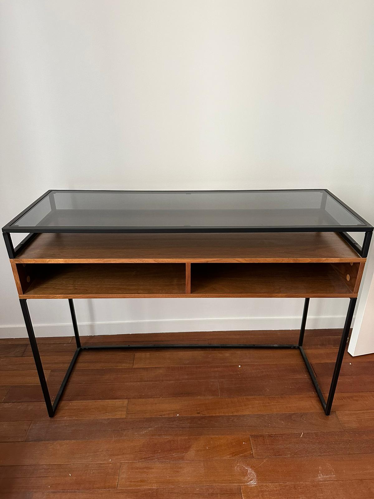 Console en noyer et en verre Maison du Monde – Image 3