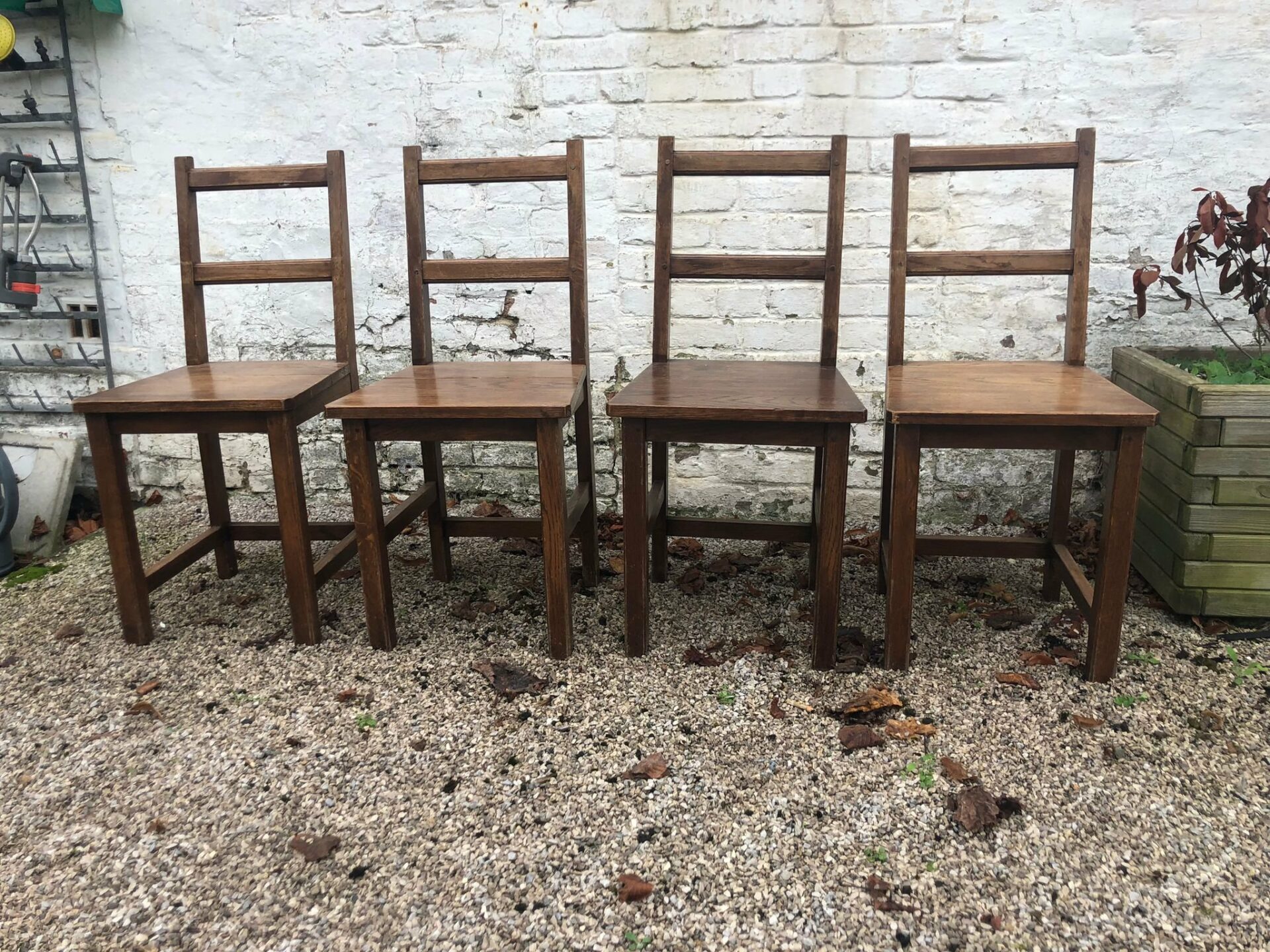 Chaises en chêne – Image 3