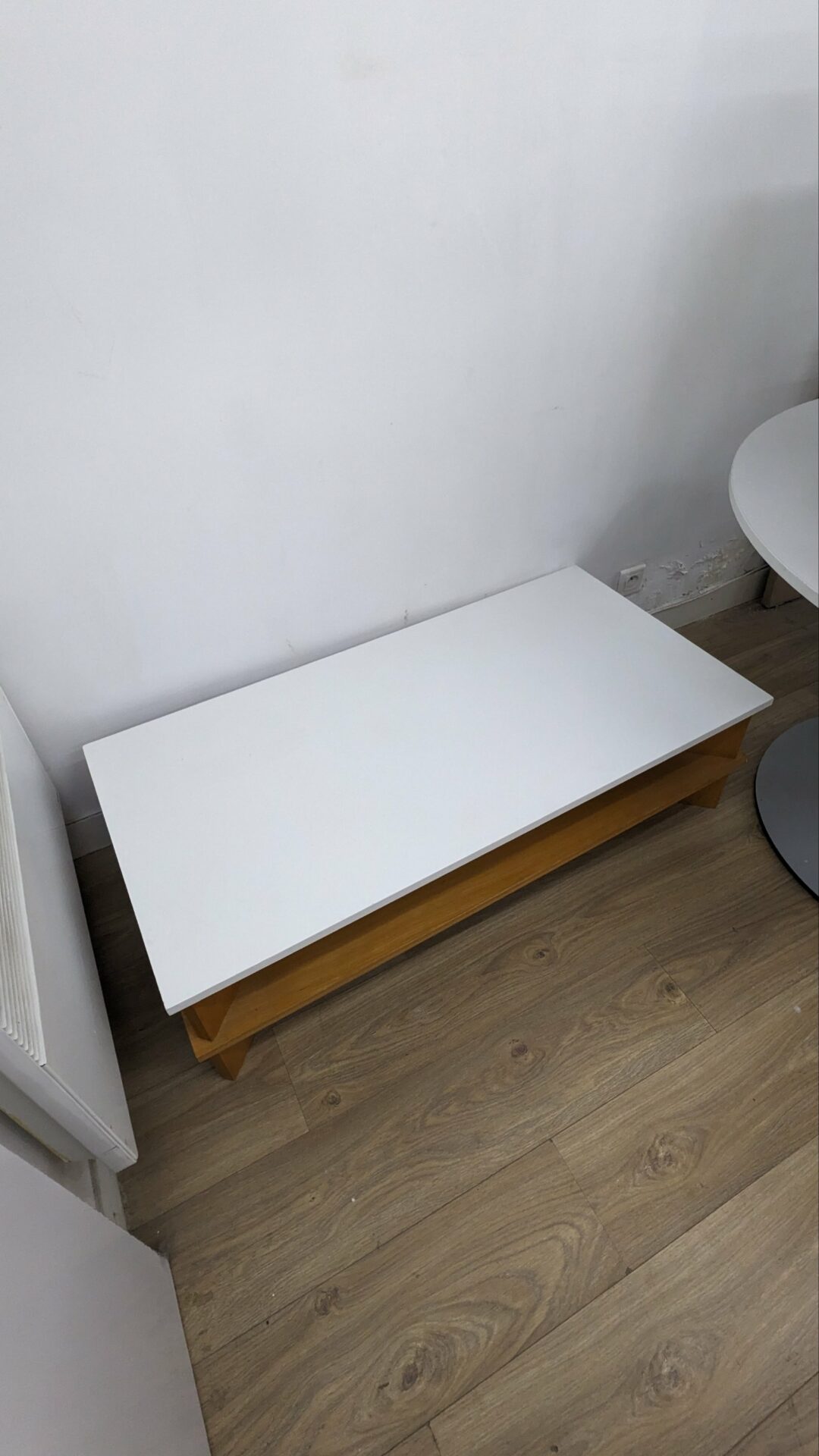 Table basse en bois robuste double plateau – Image 3