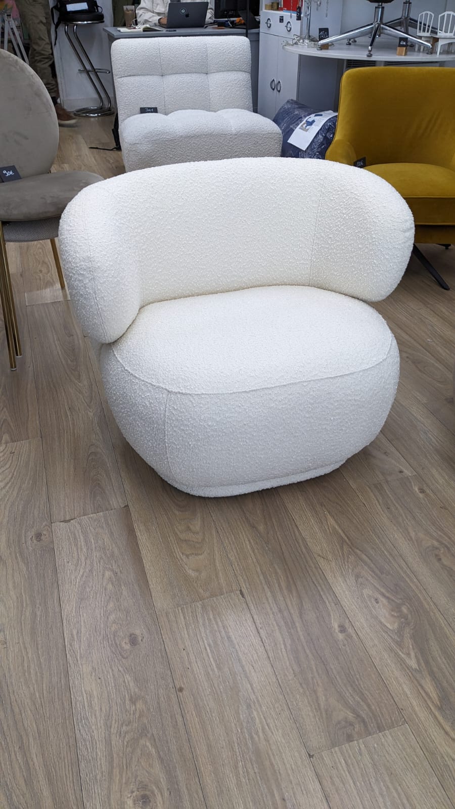 Fauteuil Cosy GUILIA blanc bouclette – Image 3