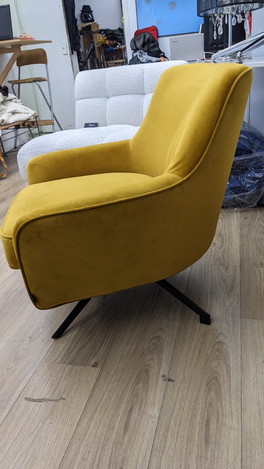 Fauteuil golden gun moutarde – Image 5