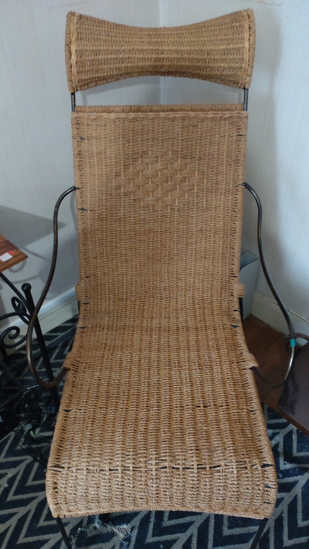 Fauteuil / Liseuse / Chaise longue en fer forgé et cordage – Image 6