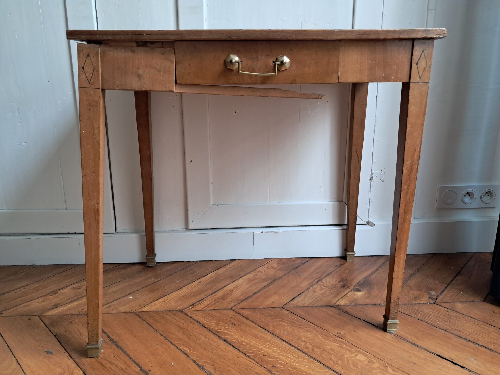 Table en bois – Image 2