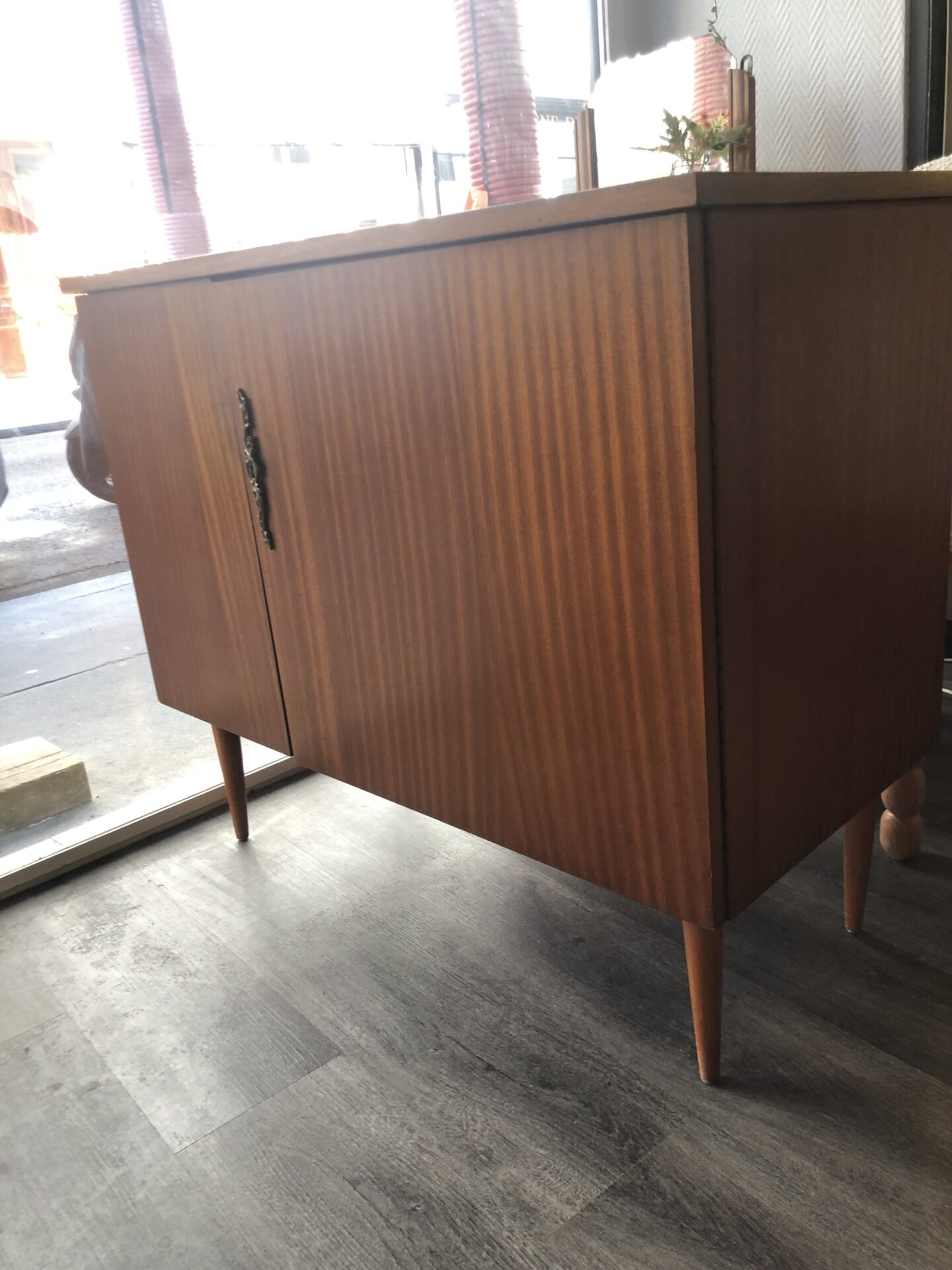 Meuble de métier vintage 60’s. Ex meuble pour machine à coudre – Image 8