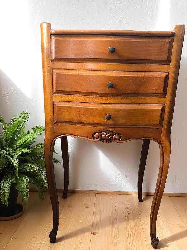 Commode / Meuble d’appoint Louis XV – Image 2