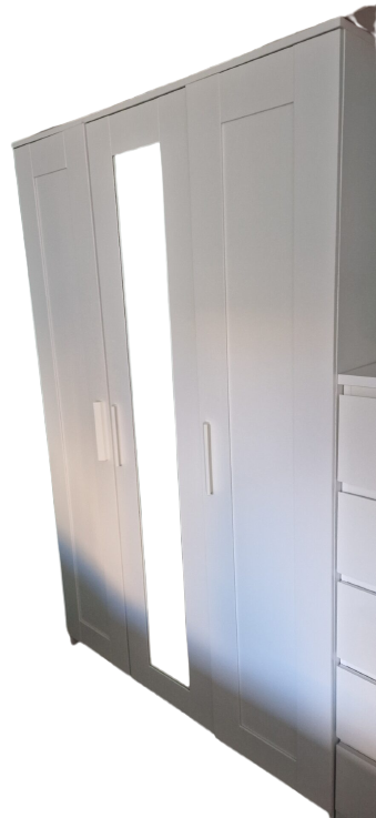 Armoire IKEA BRIMNES