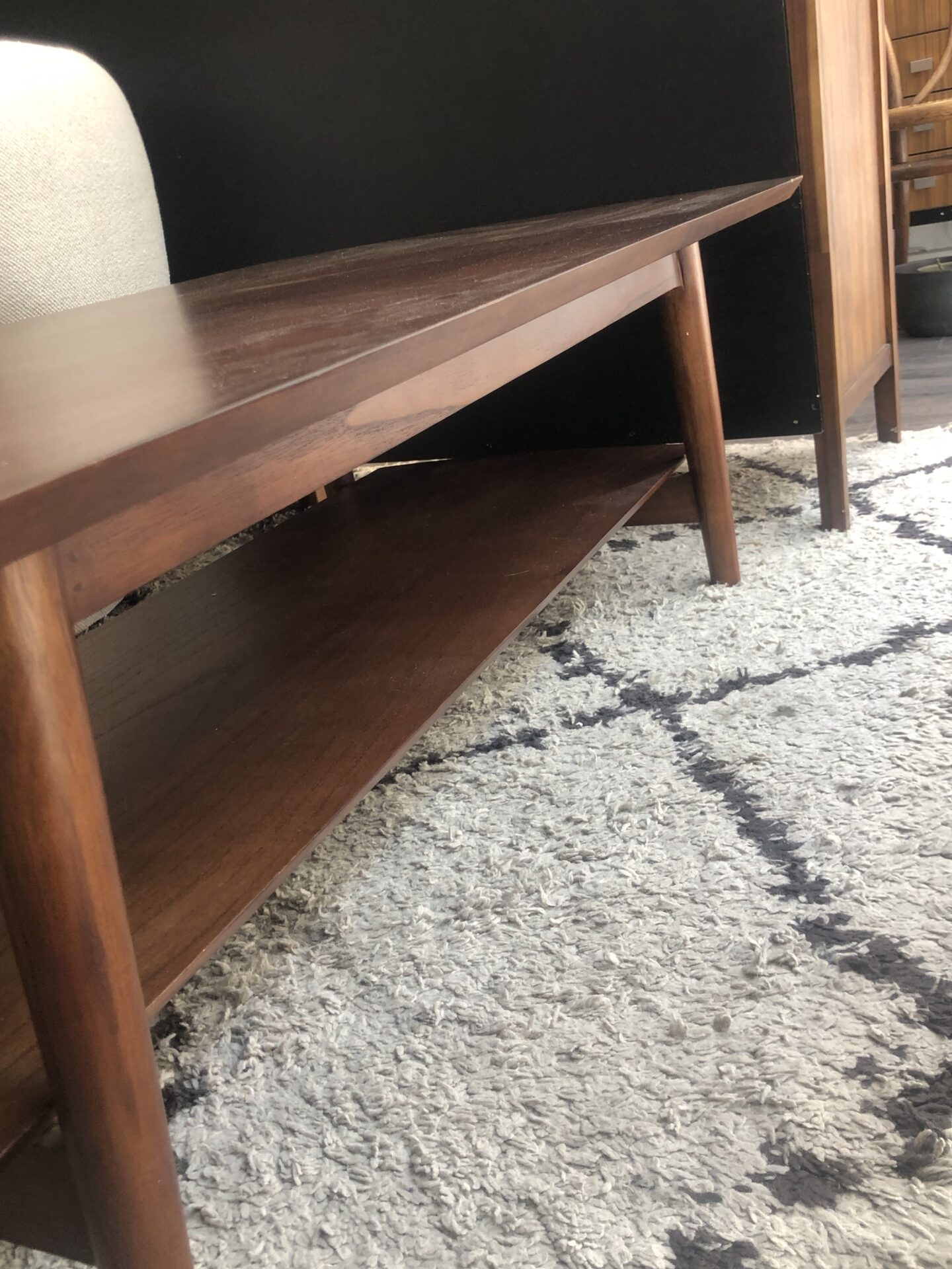 Table basse mindi massif finition noyer – Image 4