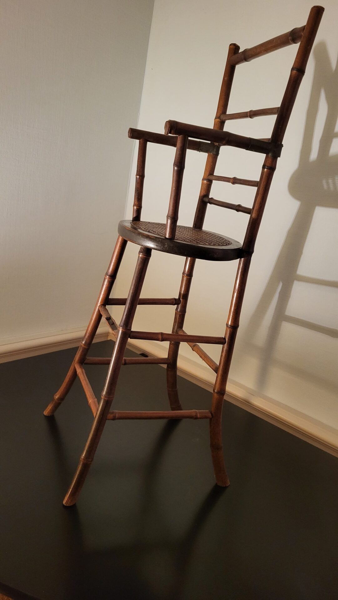 Chaise d’enfant en bambou – Image 2