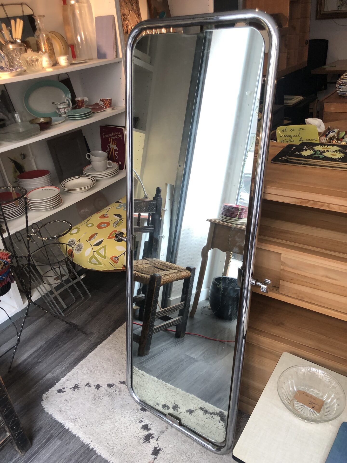 Miroir sur pied vintage – Image 2