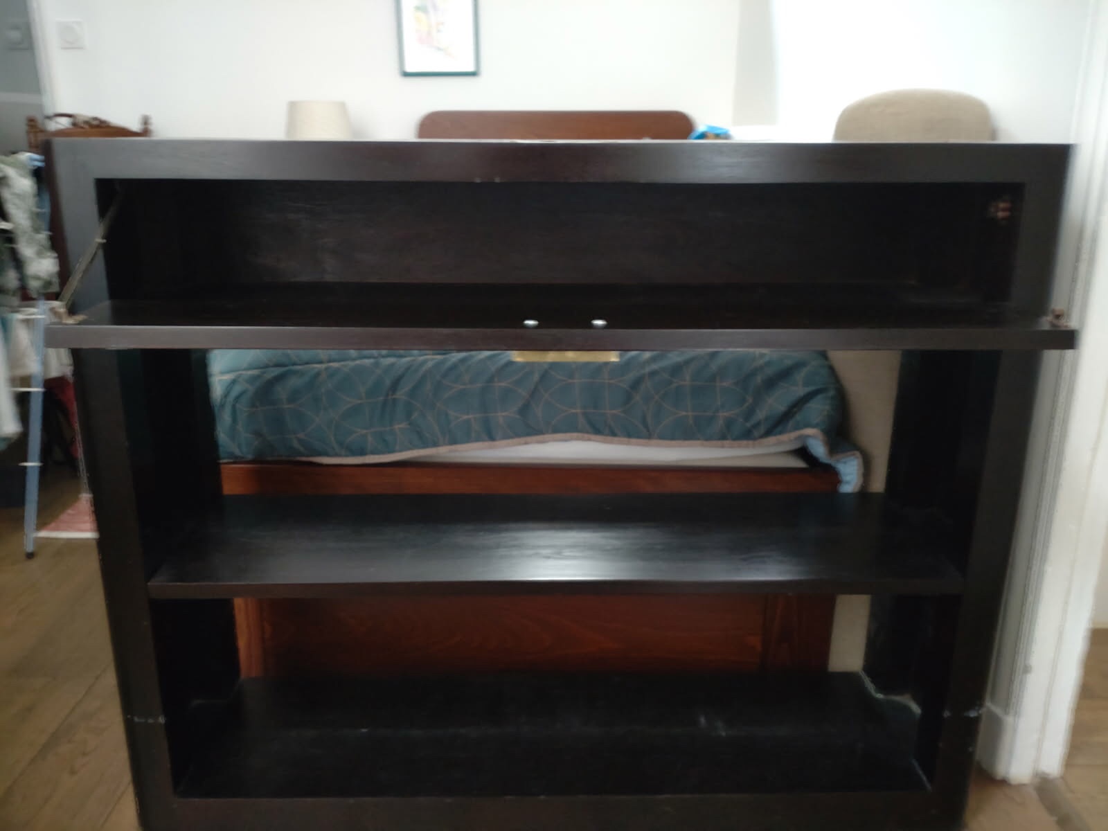 console en bois foncé – Image 3