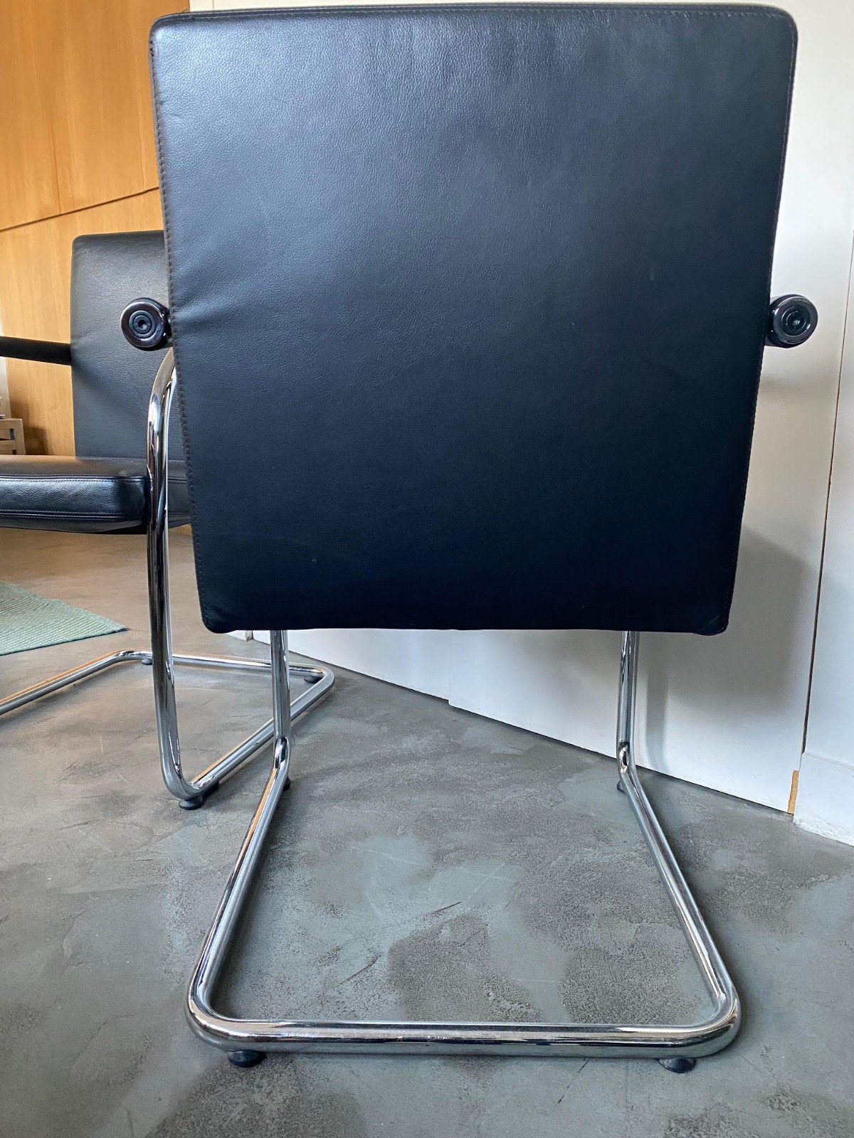 Paire de fauteuils VITRA – Image 4