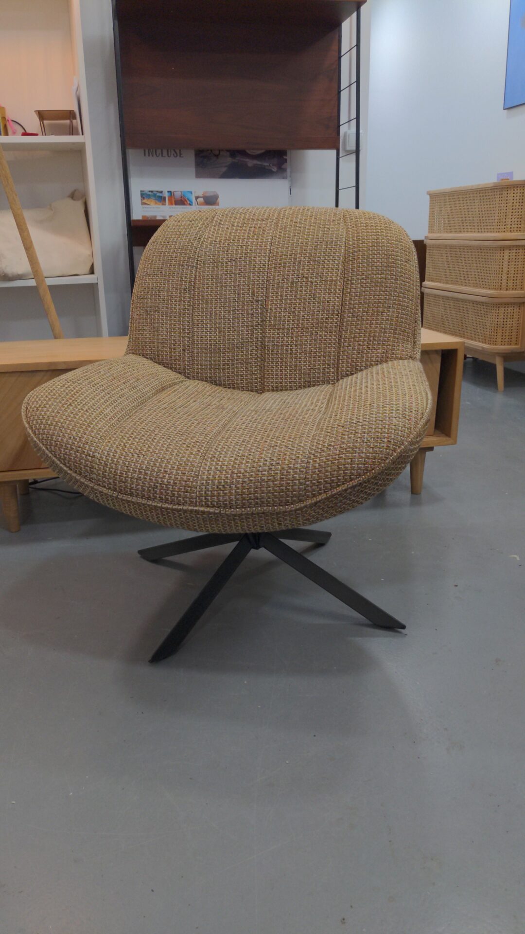 Fauteuil rotatif WILLOW – Image 3