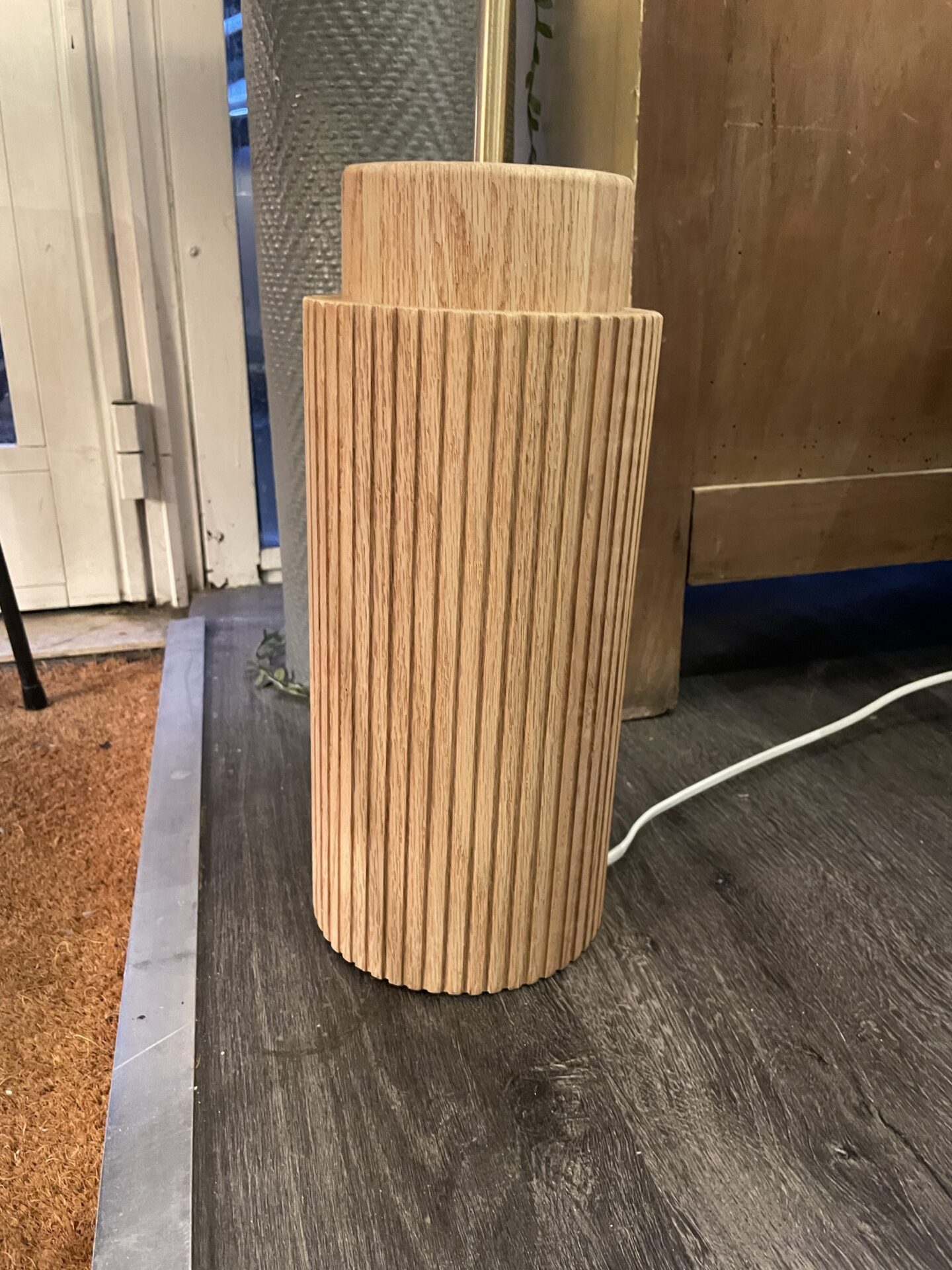Lampadaire pied bois LA REDOUTE – Image 3