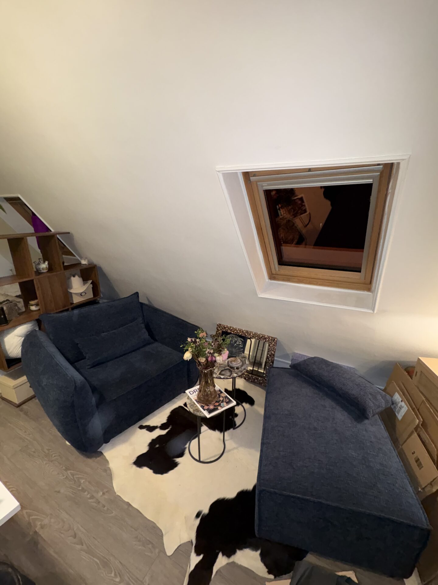 Ensemble fauteuil et pouf Mazzini Sofas – Image 3