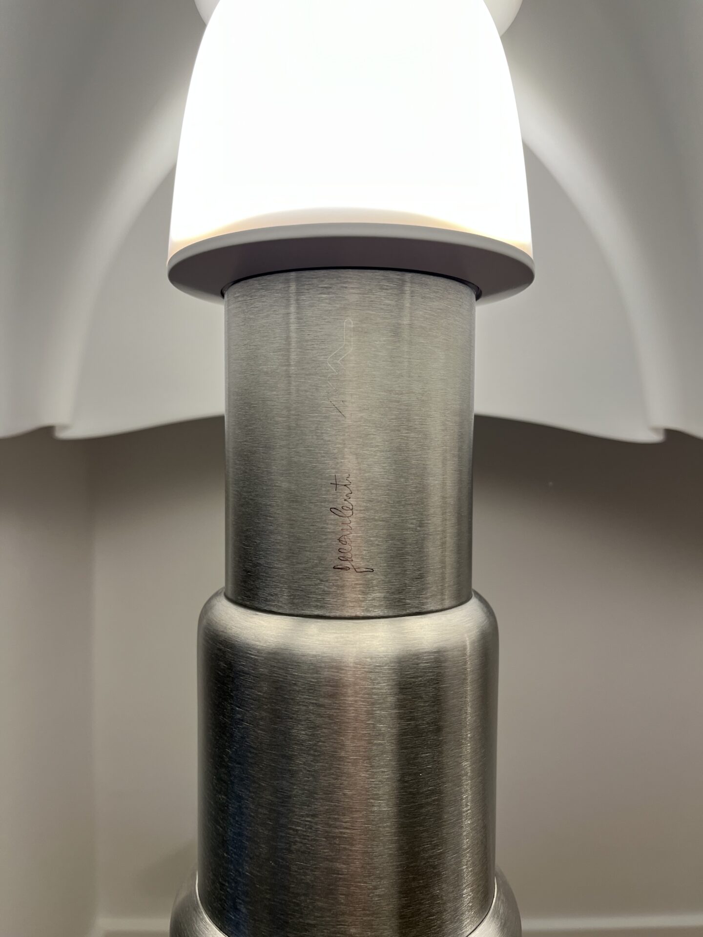 Lampe Pipistrello 620 blanche (à l’unité ou une paire disponible) – Image 3