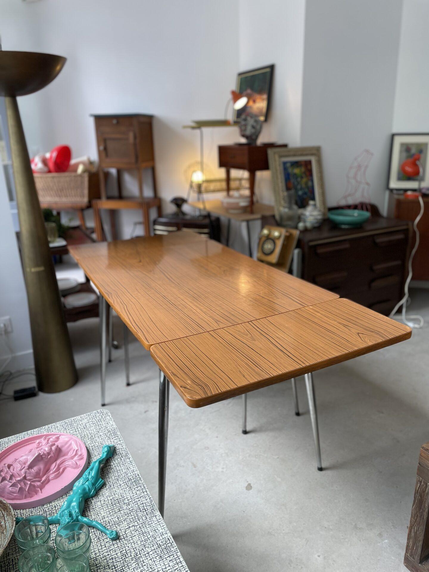 Table Formica marron extensible 4-8 personnes années 60/70 – Image 2
