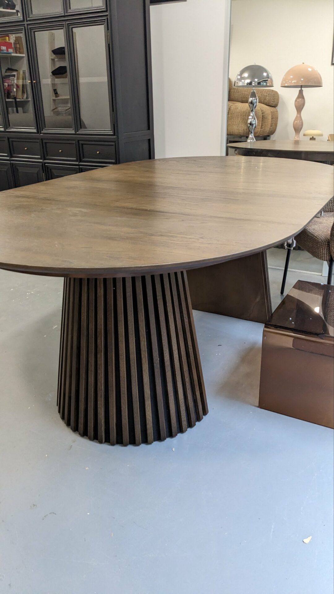 FREYA Table à manger ronde extensible 4 à 8 p. – Image 2