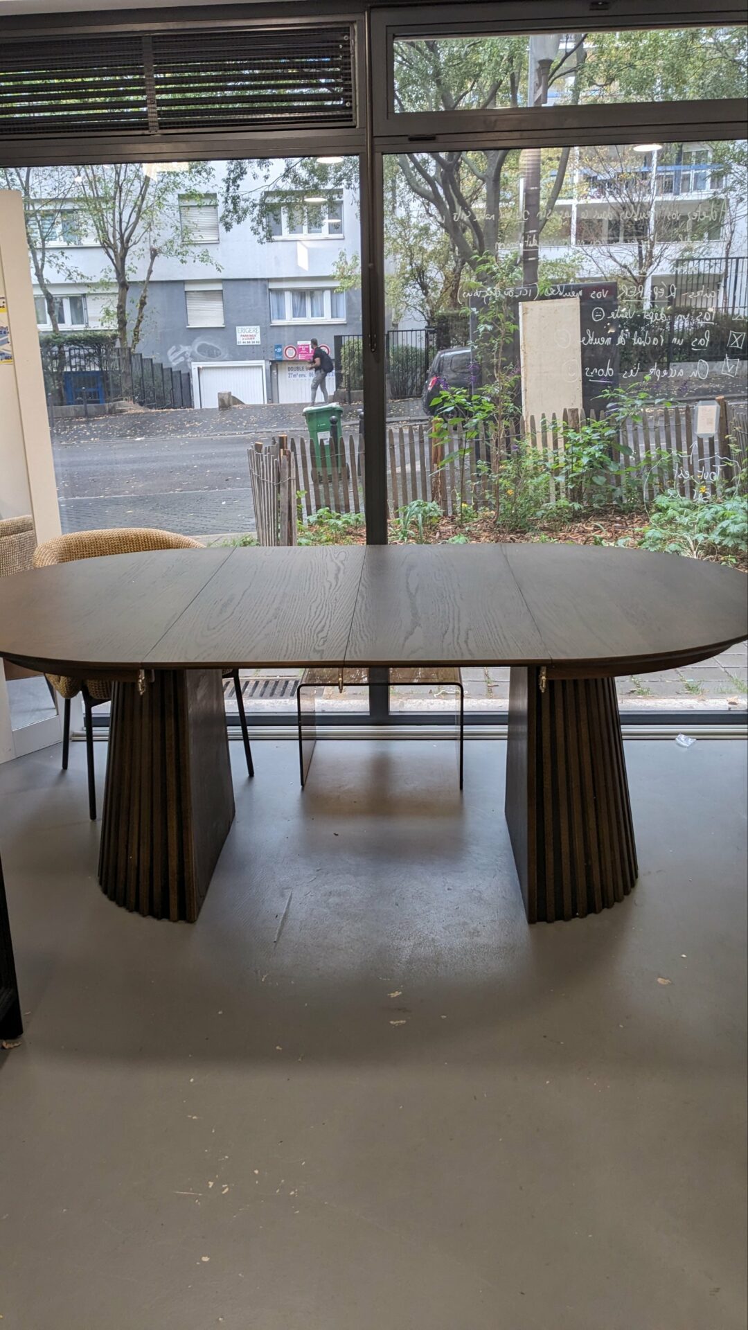 FREYA Table à manger ronde extensible 4 à 8 p. – Image 7