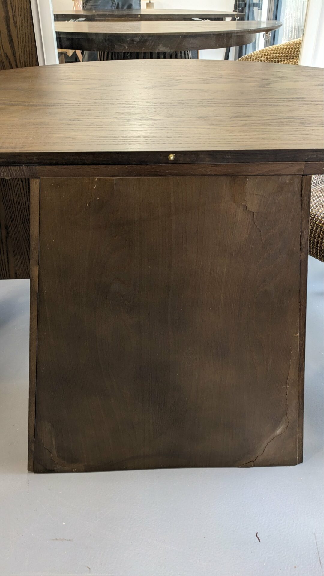 FREYA Table à manger ronde extensible 4 à 8 p. – Image 8