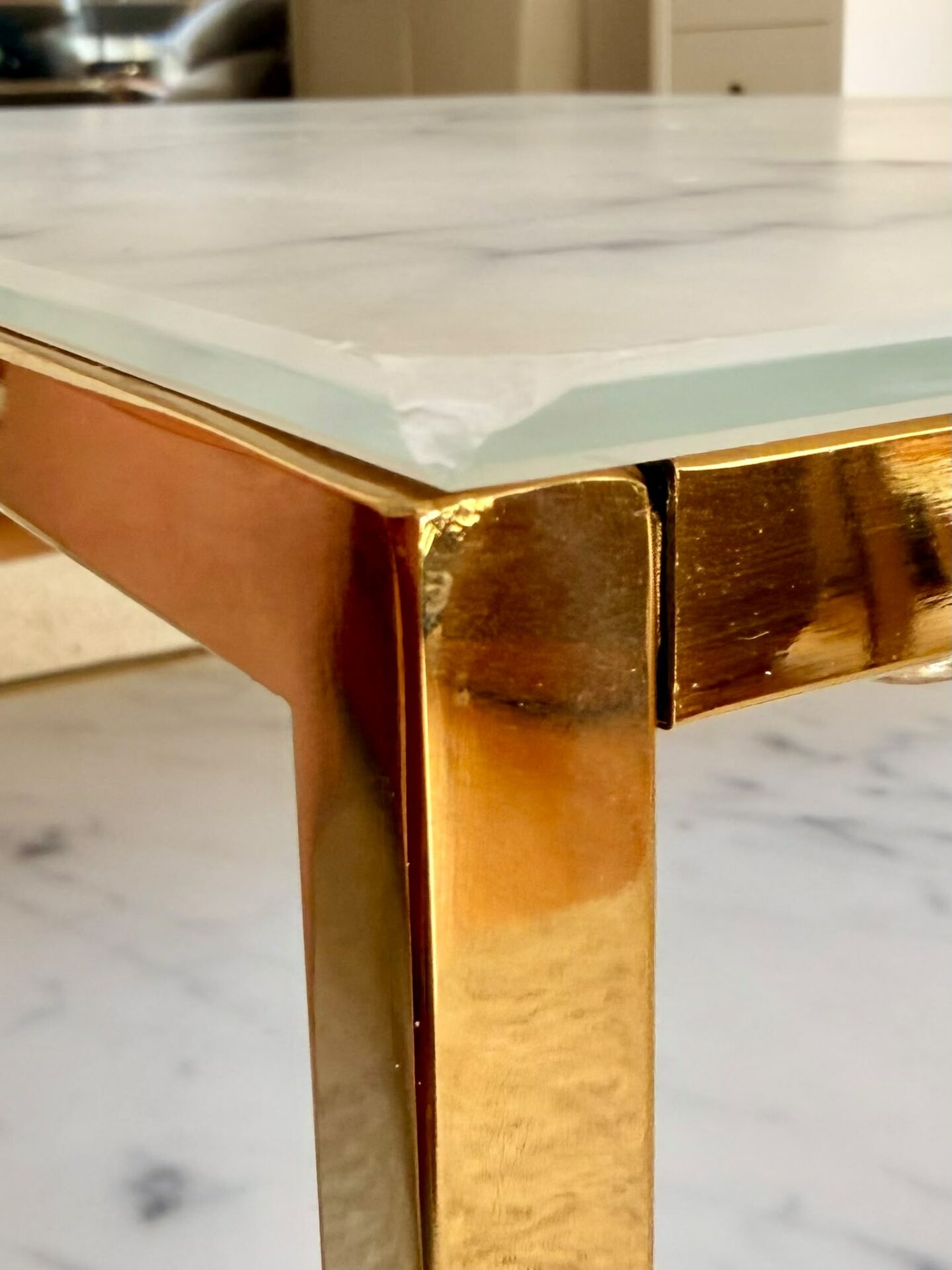 Table basse ACTONA Alisma dorée (Art déco) – Image 10